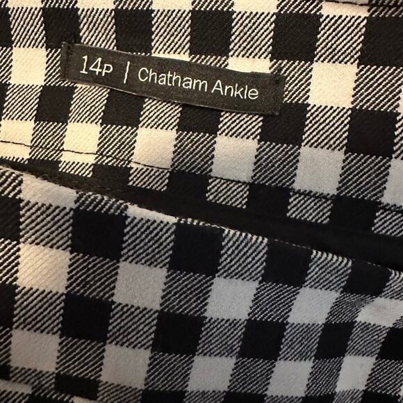Talbots Black & White Checkered Chatham Ankle Pants Stretch Size 14P NWT - Picture 4 of 8
